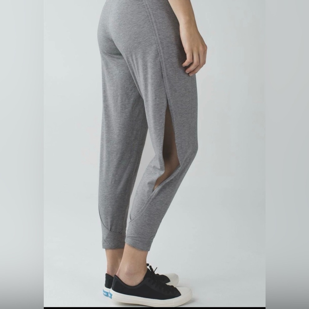 Lululemon Superb Pants Side Slit Joggers Size 6